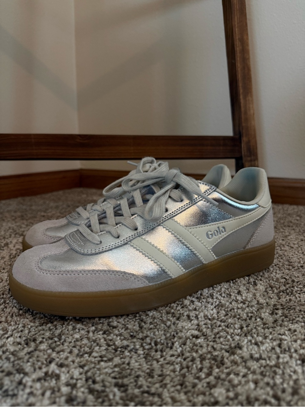Gola Classics Viper Metallic Sneaker Silver Gum Sole Women’s 8.5 - Picture 7 of 9